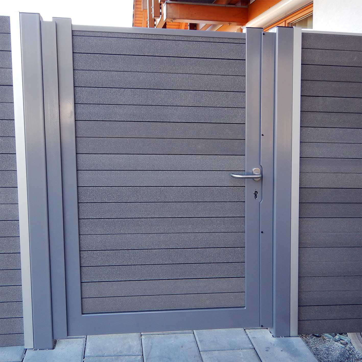 Gate and fence grey sq